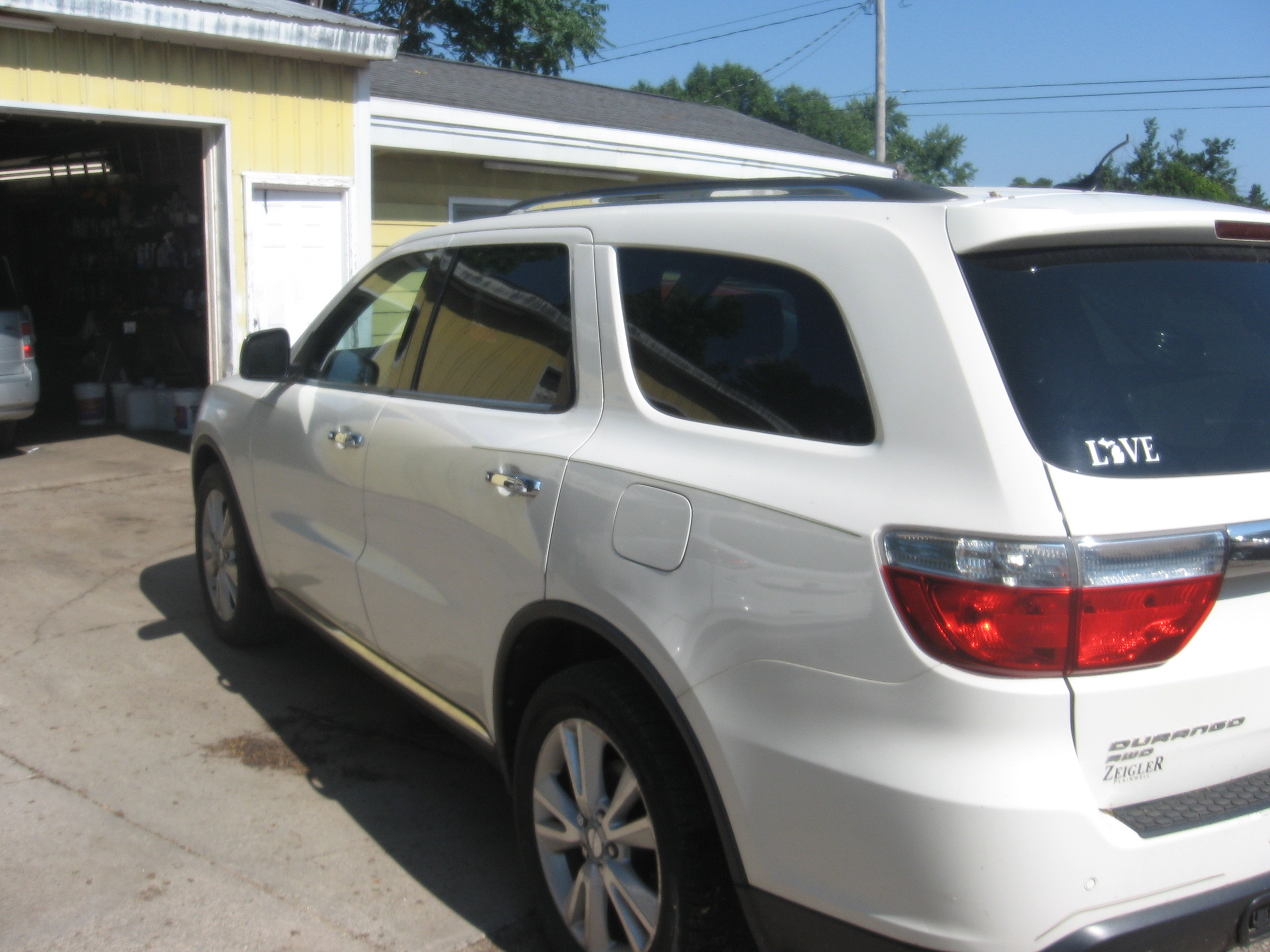 Used 2011 Dodge Durango AWD Crew image 6