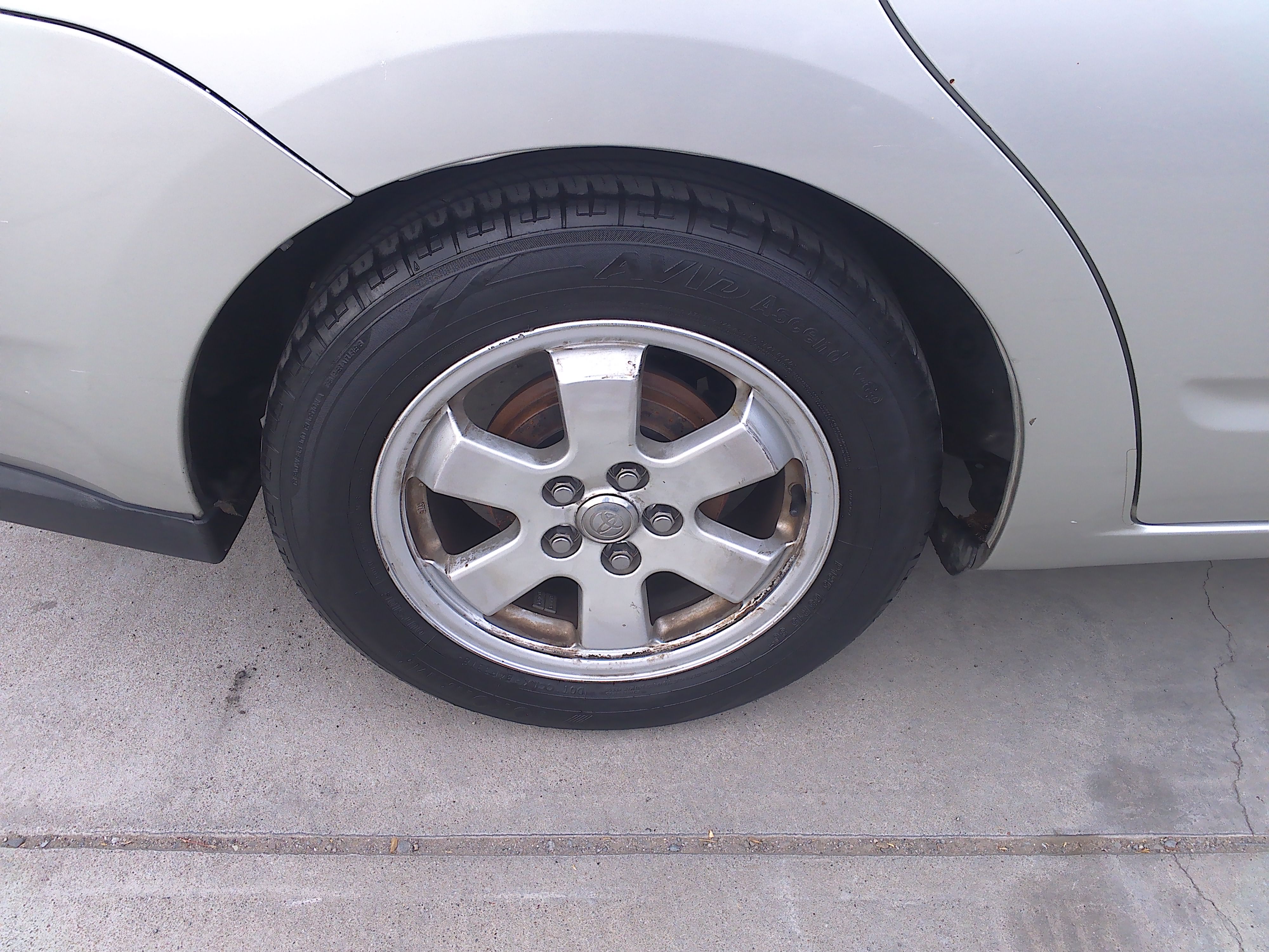 Used 2005 Toyota Prius Two FWD image 33