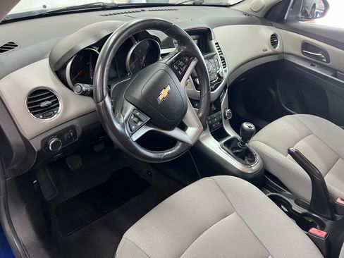 Used 2012 Chevrolet Cruze Eco image 4