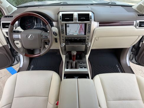 Used 2012 Lexus GX 460 Premium image 32