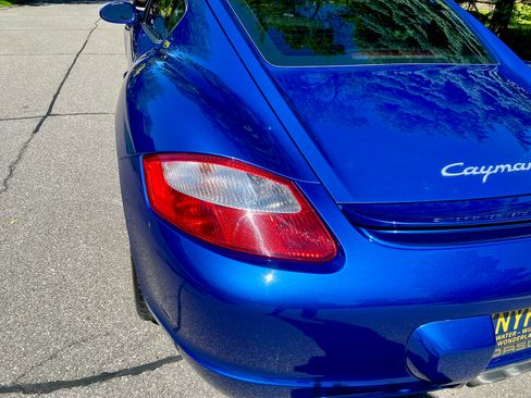 Used 2008 Porsche Cayman S RWD image 17
