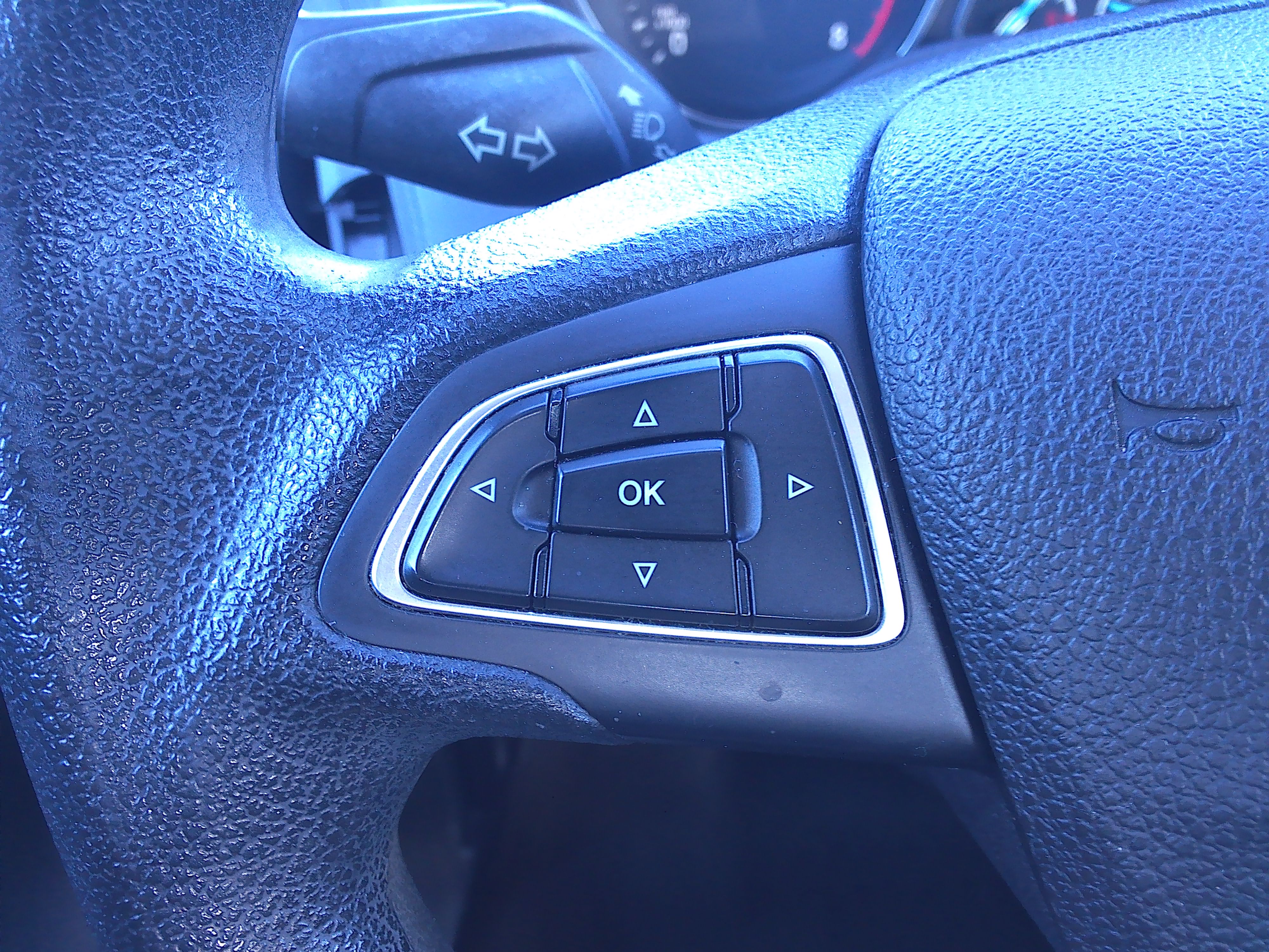Used 2015 Ford Focus S Sedan FWD image 27