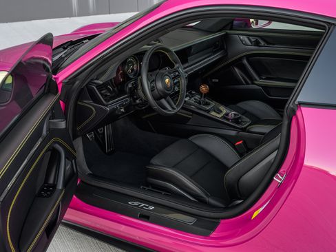 Used 2022 Porsche 911 GT3 image 23