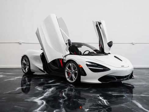 Used 2020 McLaren 720S Performance image 4
