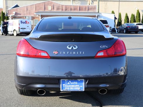 Used 2013 INFINITI G37 image 7