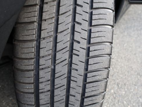 Used 2021 BMW 750i xDrive image 46