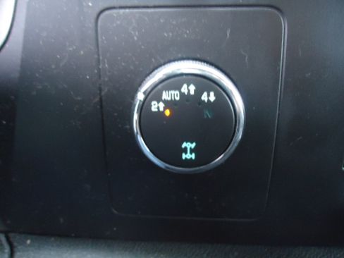 Used 2010 GMC Sierra 1500 SLE image 21