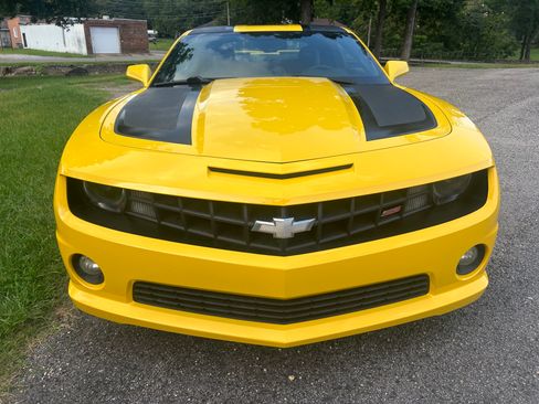 Used 2012 Chevrolet Camaro SS Coupe RWD image 4