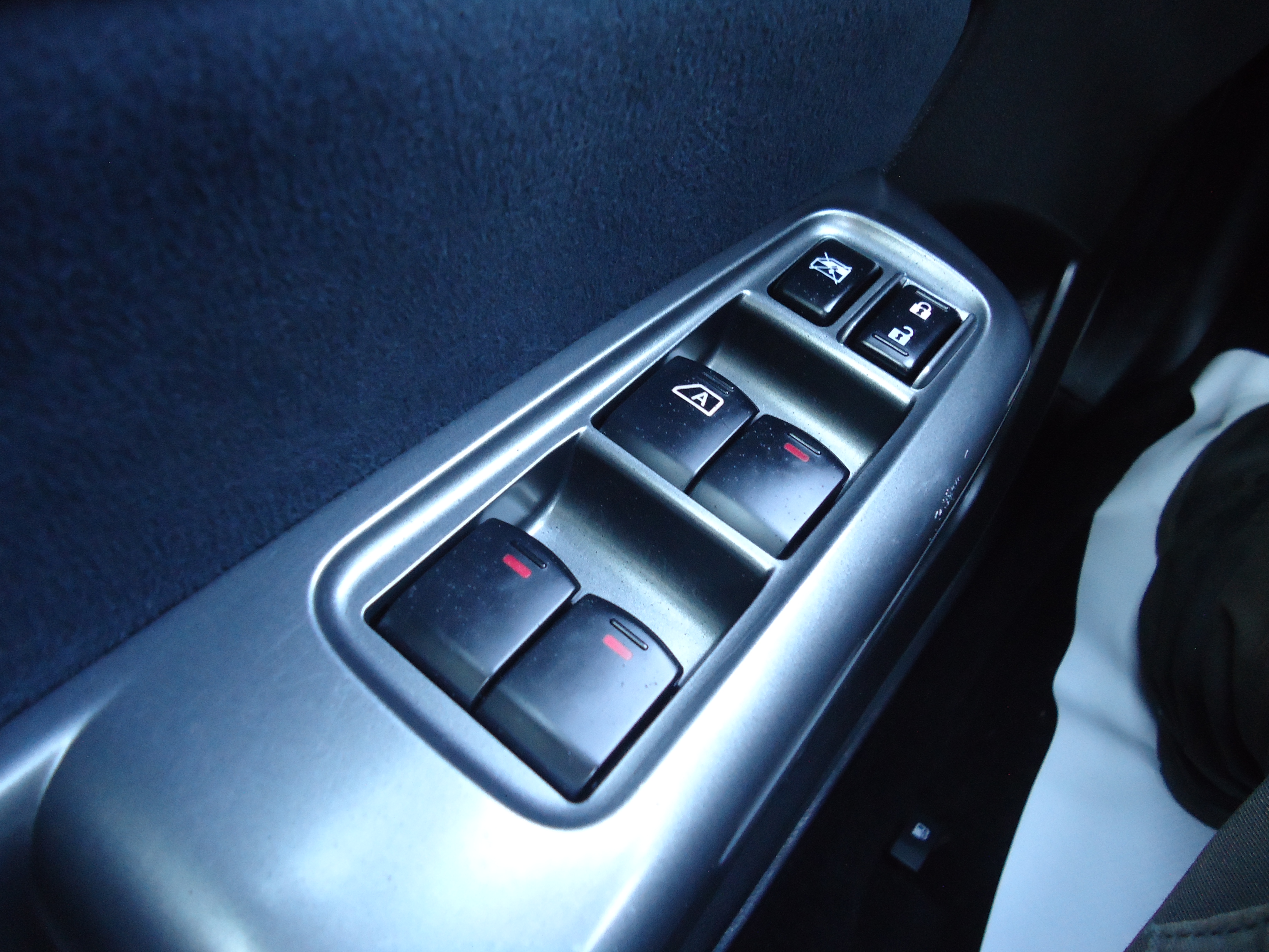 Used 2011 Subaru Forester 2.5X Touring AWD/4WD image 20