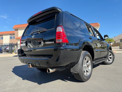 Used 2007 Toyota 4Runner Limited image 10