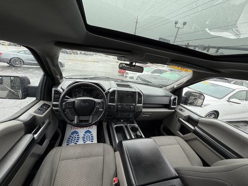 Used 2016 Ford F150 XLT image 11