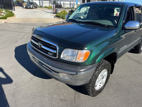 Used 2000 Toyota Tundra SR5 image 12