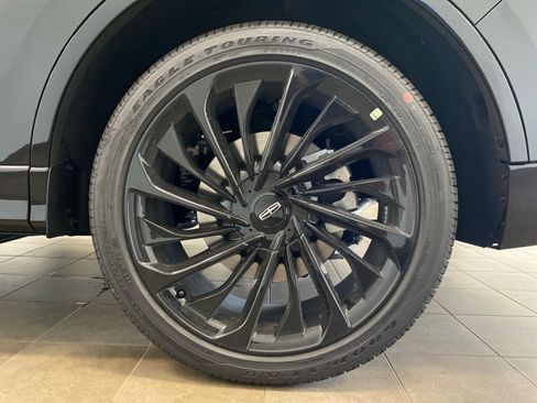 New 2026 Lincoln Aviator Reserve AWD/4WD image 23