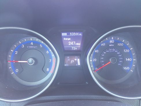 Used 2017 Hyundai Elantra GT image 14