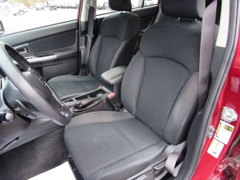 Used 2016 Subaru Impreza 2.0i Premium image 17