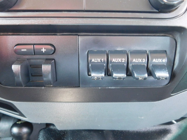 Used 2012 Ford F350 4x4 Crew Cab DRW Super Duty image 16