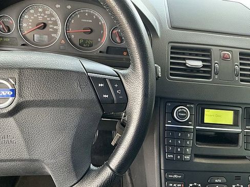 Used 2010 Volvo XC90 3.2 image 22