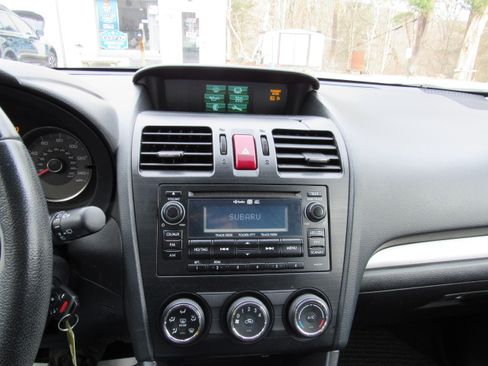 Used 2014 Subaru Forester 2.0XT Premium image 16