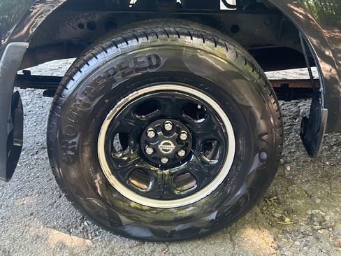 Used 2019 Nissan Frontier 2WD King Cab image 26