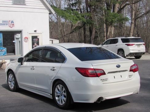 Used 2016 Subaru Legacy 2.5i Premium image 7