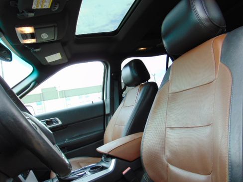 Used 2015 Ford Explorer Limited image 12