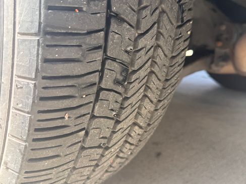 Used 2016 Ford Explorer image 10