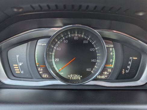 Used 2016 Volvo XC60 T5 Premier image 14