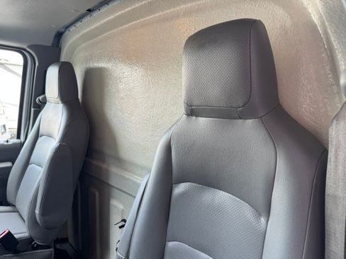 Used 2023 Ford E-350 and Econoline 350 Super Duty RWD image 23