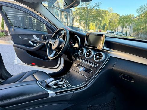 Used 2016 Mercedes-Benz C 300 image 7