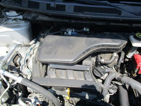 Used 2017 Nissan Rogue Sport S image 53