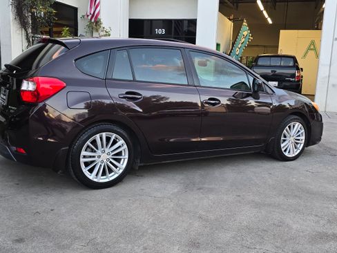 Used 2013 Subaru Impreza 2.0i Premium image 6