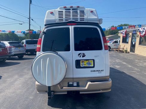 Used 2005 Chevrolet Express 2500 UNAVAIL RWD image 18