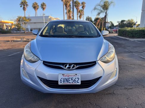 Used 2012 Hyundai Elantra image 2