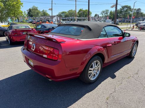 Used 2005 Ford Mustang GT Premium Convertible RWD image 30
