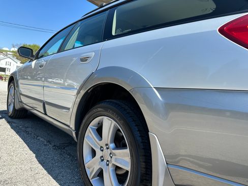 Used 2006 Subaru Outback H6 L.L. Bean Edition image 7