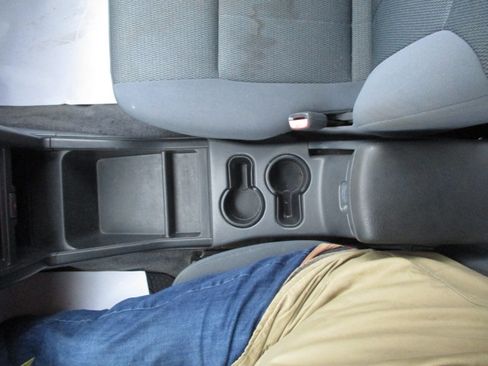 Used 2002 Nissan Frontier XE image 29