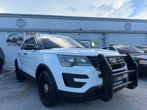 Used 2017 Ford Explorer 4WD Police Interceptor image 1