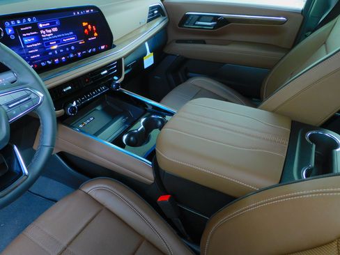 New 2026 Chevrolet Tahoe High Country image 22