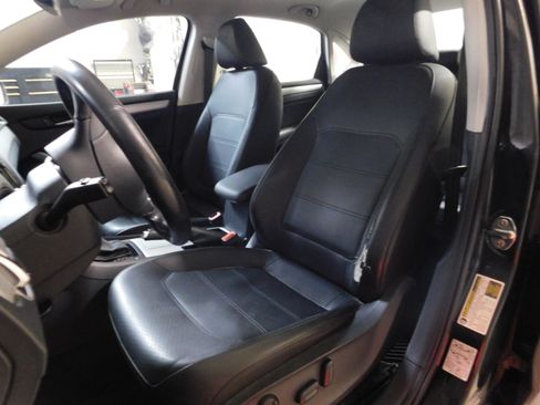 Used 2012 Volkswagen Passat 2.5 SE image 3
