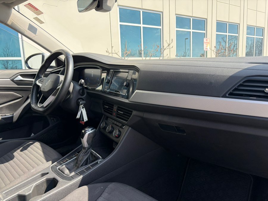Used 2022 Volkswagen Jetta S FWD image 28