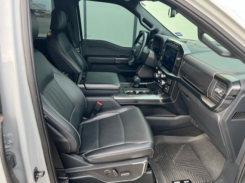 Used 2023 Ford F150 Lariat image 8