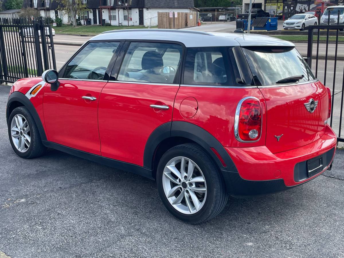 Used 2012 MINI Cooper Countryman S FWD image 4