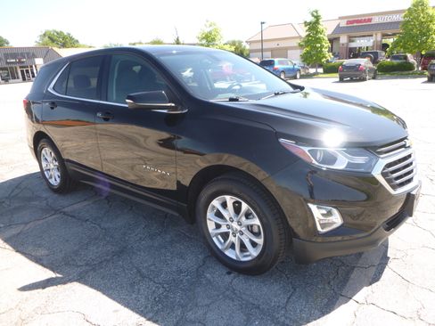 Used 2019 Chevrolet Equinox AWD LT w/ 1LT image 4