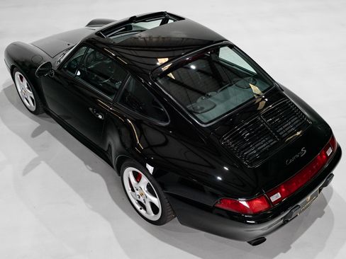 Used 1997 Porsche 911 Carrera S Coupe RWD image 26