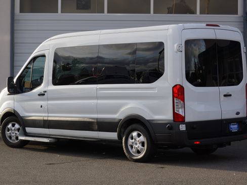 Used 2017 Ford Transit 350 image 7