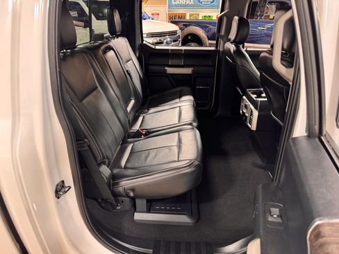 Used 2020 Ford F250 Lariat w/ Lariat Ultimate Package image 18