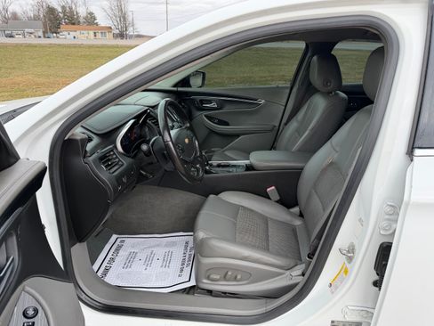 Used 2018 Chevrolet Impala LT image 9
