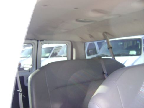 Used 2008 Ford E-150 and Econoline 150 image 14