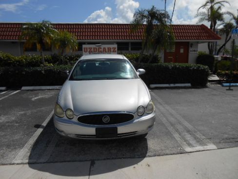 Used 2007 Buick LaCrosse CX FWD image 24
