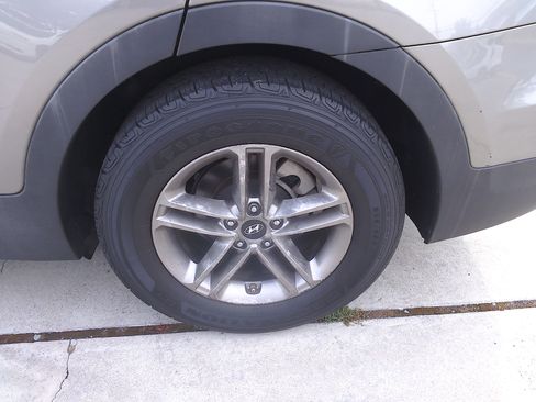Used 2018 Hyundai Santa Fe Sport image 34